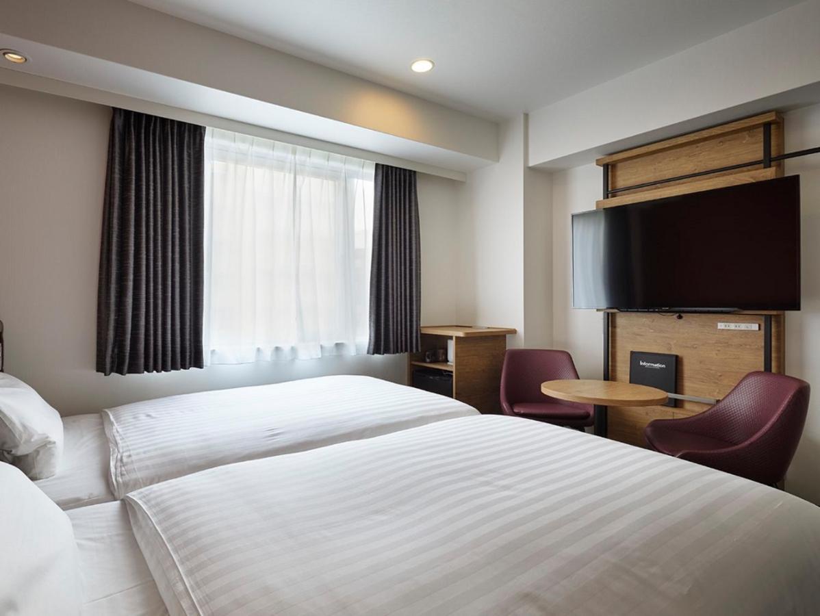 Via Inn Shinsaibashi Osaka Bagian luar foto